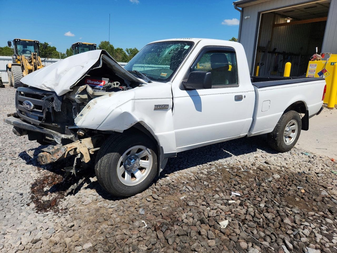 Vista de 2011 FORD RANGER, ángulo 1