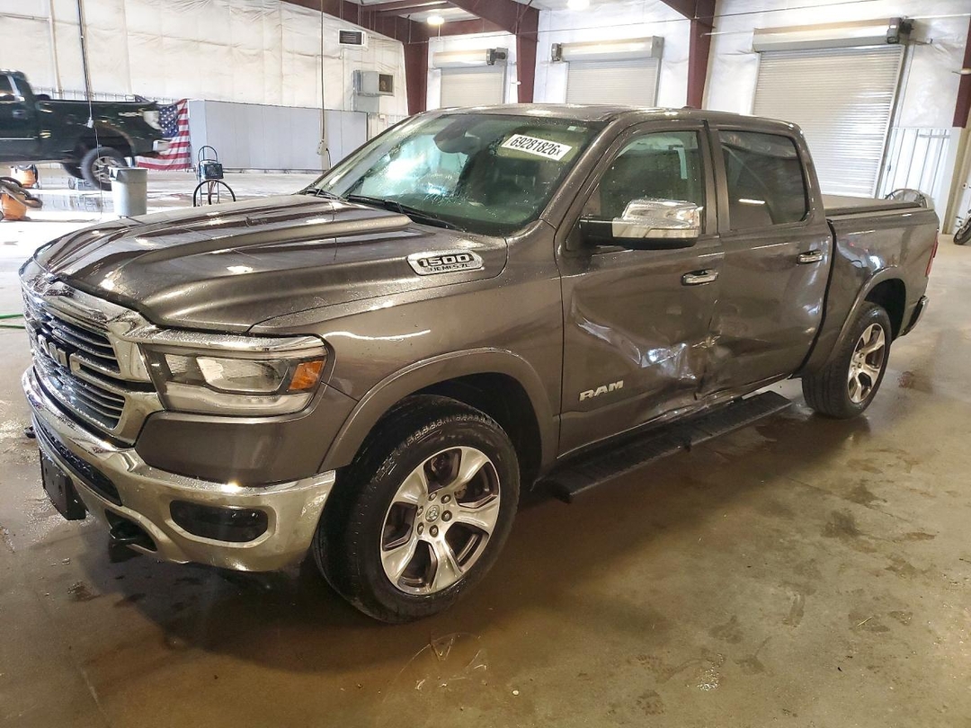 منظر 2020 RAM 1500 LARAMIE، زاوية 1