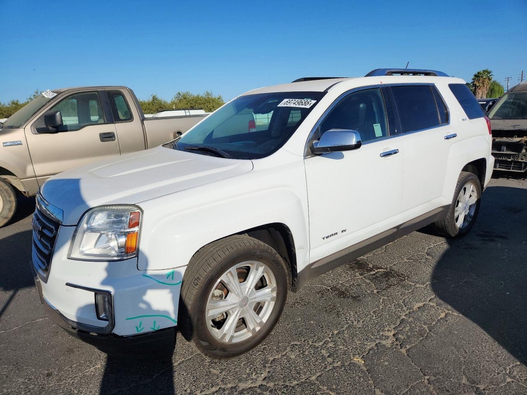 Vue de 2016 GMC TERRAIN SLT, angle 1