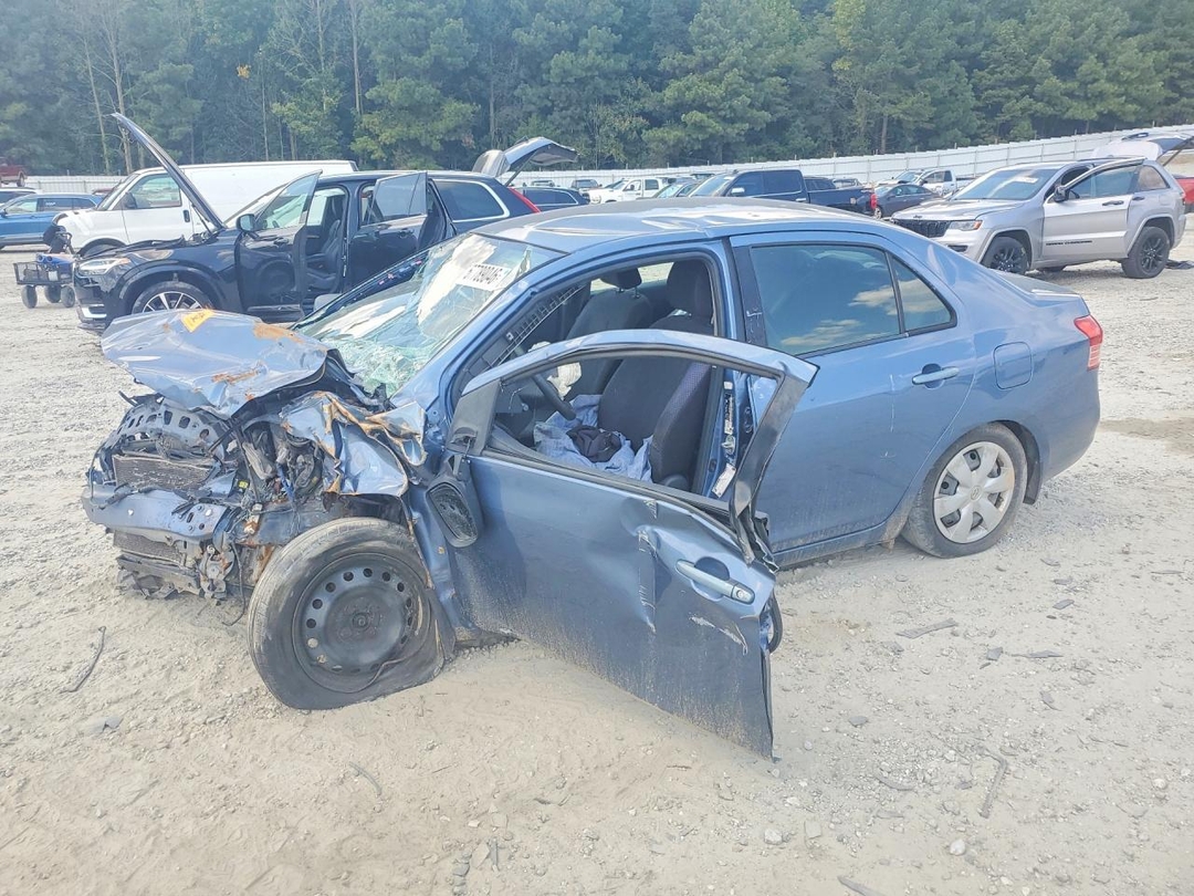 Vista de 2007 TOYOTA YARIS BASE, ángulo 1