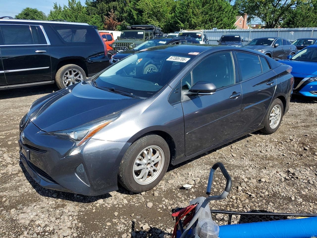 Vista de 2016 TOYOTA PRIUS TWO, ángulo 1