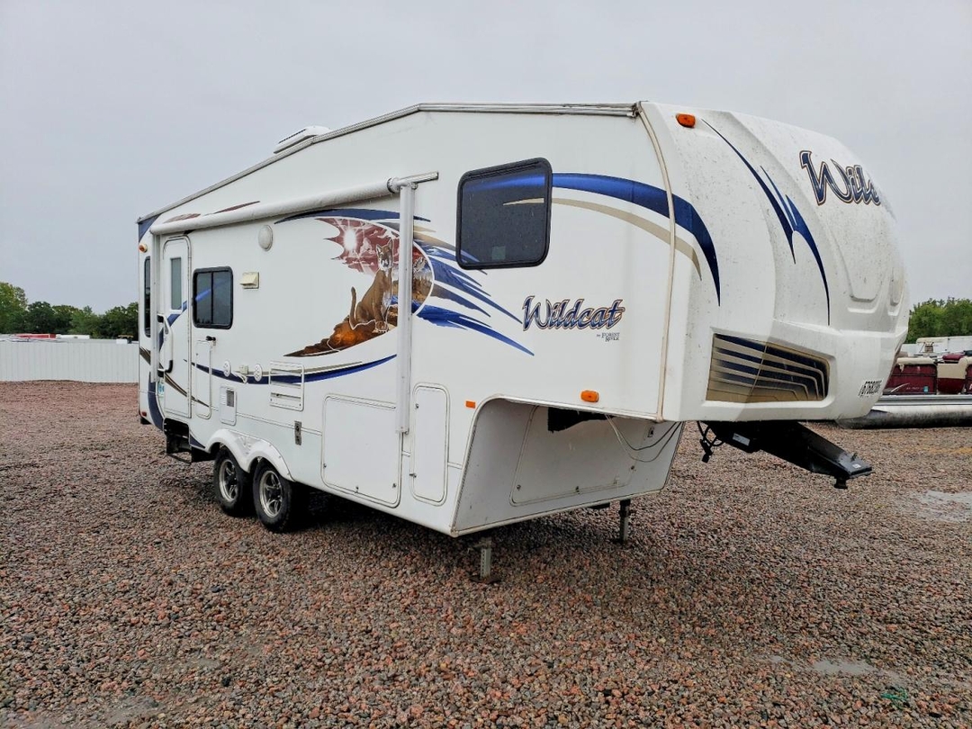 منظر 2011 FOREST RIVER WILDCAT CAMPER، زاوية 1