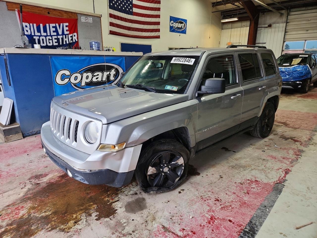 Vedere 2015 JEEP PATRIOT LATITUDE, unghi 1