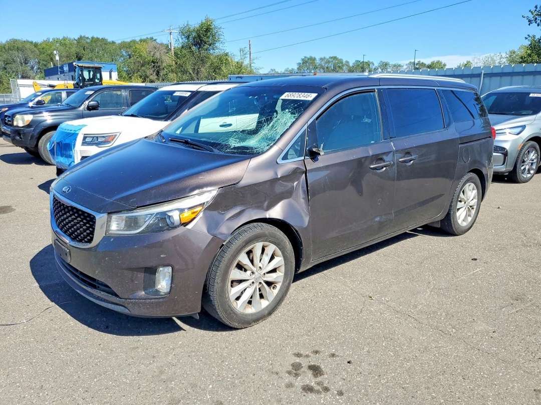 Vista de 2016 KIA SEDONA EX, ángulo 1