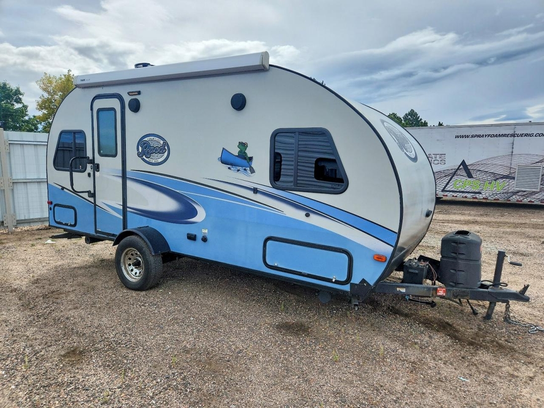 Vista de 2018 FOREST RIVER R-POD CAMPER, ángulo 1