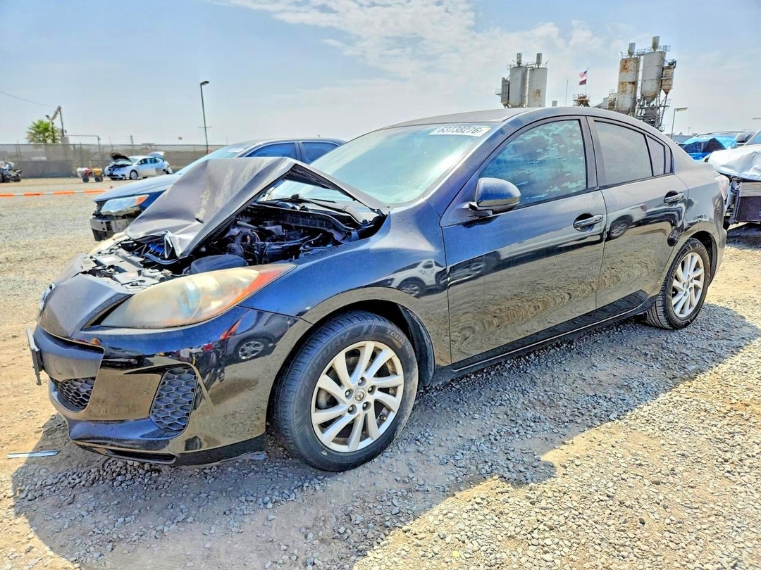 Vue de 2012 MAZDA 3 I, angle 1