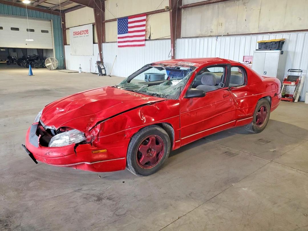 Vue de 1996 CHEVROLET MONTE CARLO LS, angle 1