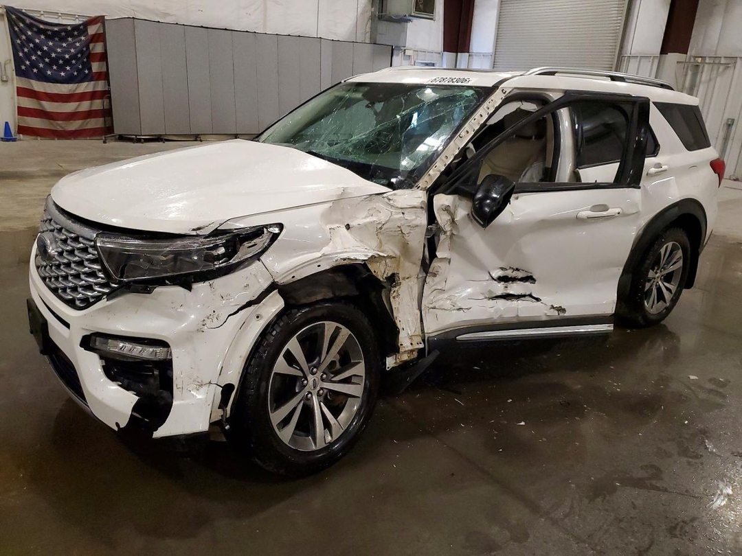 Vista de 2020 FORD EXPLORER PLATINUM, ángulo 1