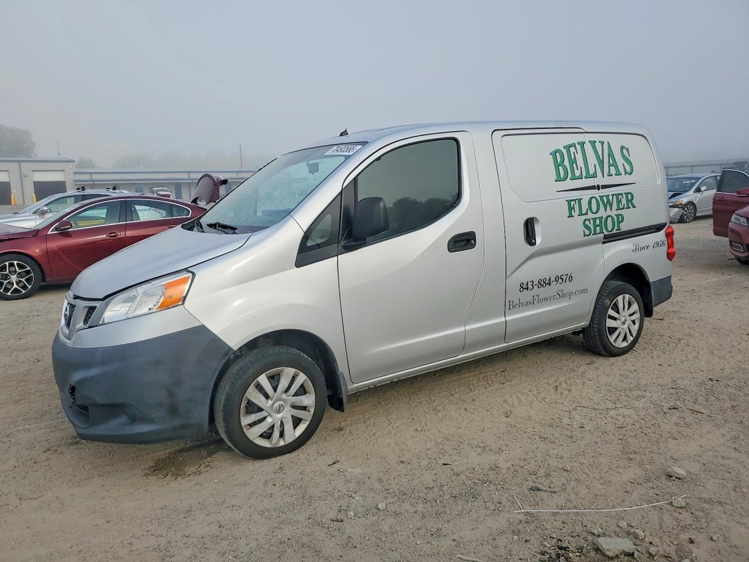 Вид 2015 NISSAN NV200 DELIVERY VAN, угол 1