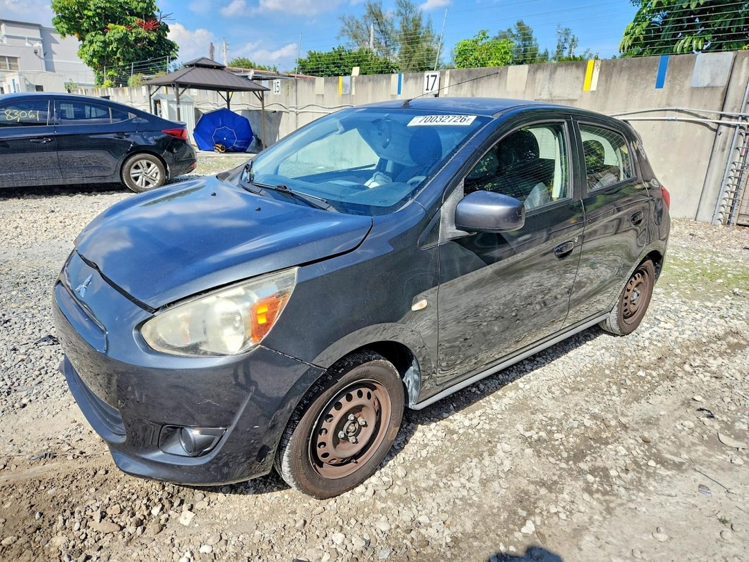 Вид 2014 MITSUBISHI MIRAGE DE, угол 1