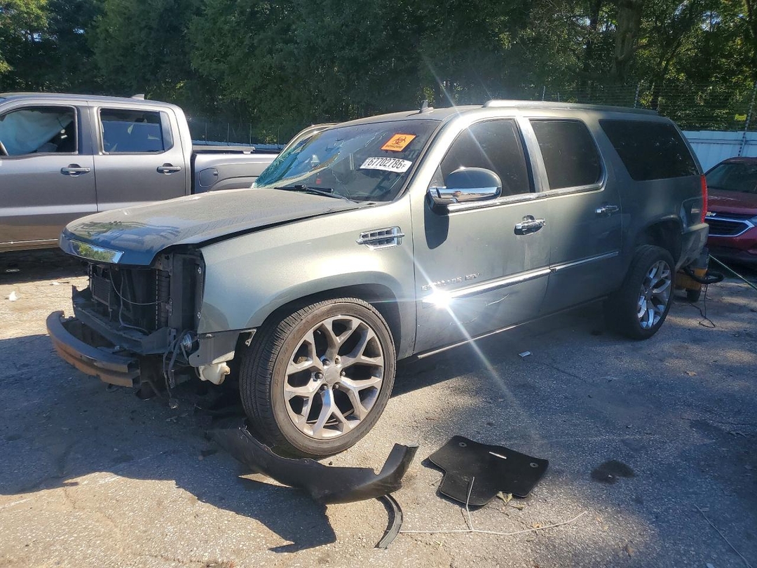 منظر 2011 CADILLAC ESCALADE ESV LUXURY، زاوية 1