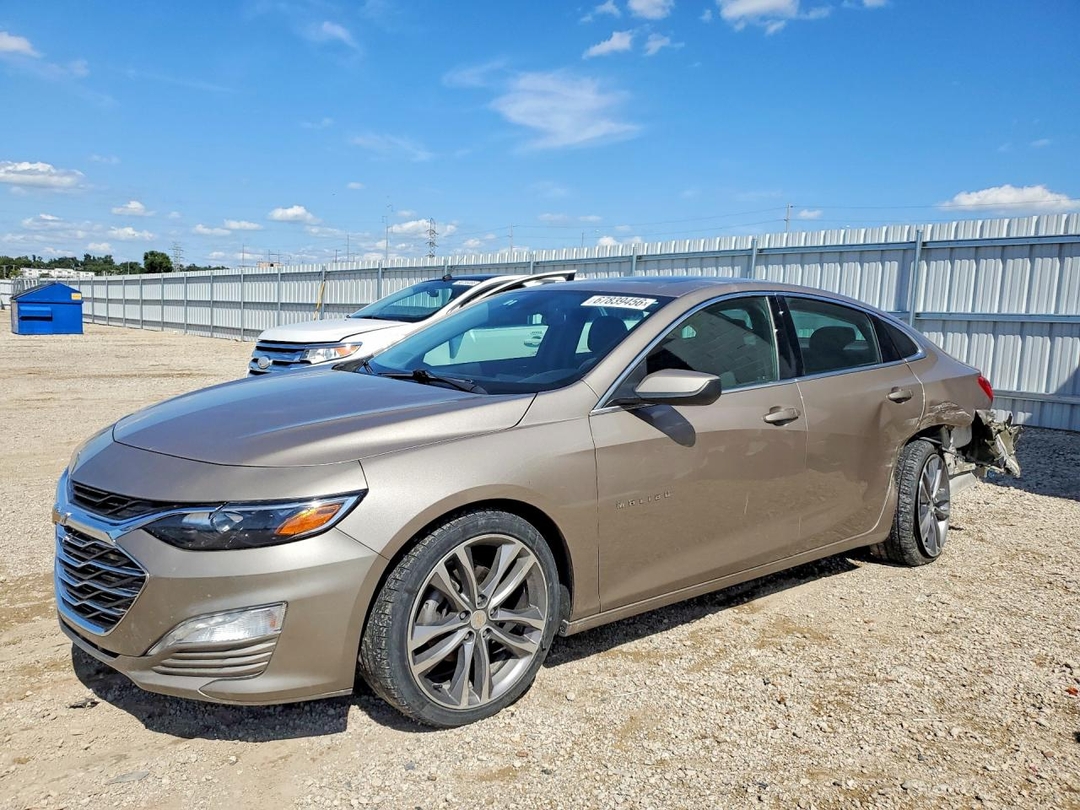 Vue de 2023 CHEVROLET MALIBU LT, angle 1