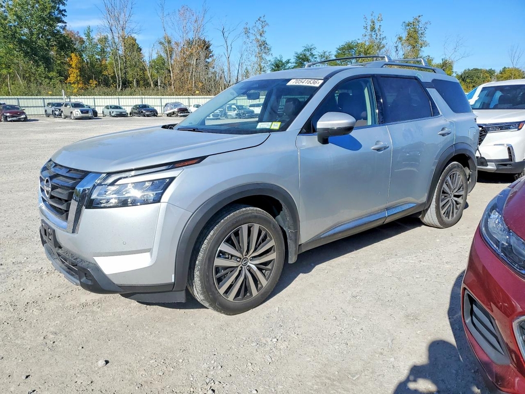 Vista de 2024 NISSAN PATHFINDER PLATINUM, ángulo 1