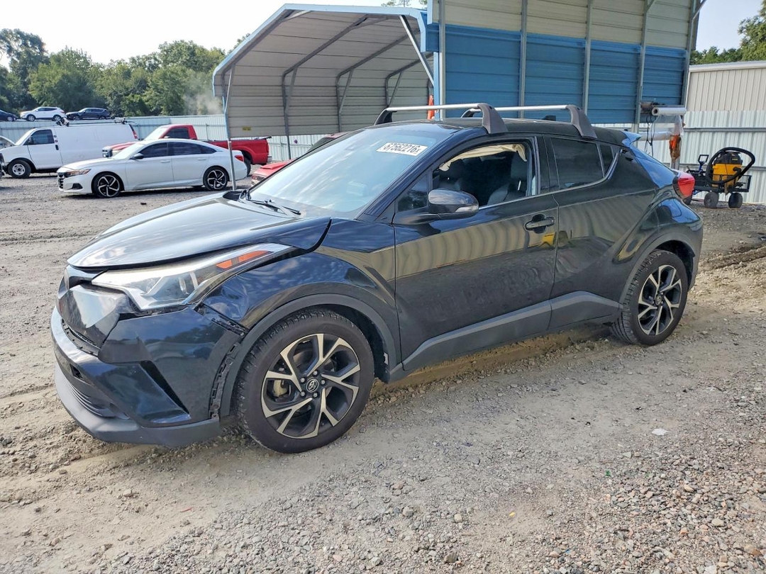 Вид 2019 TOYOTA C-HR LIMITED, угол 1