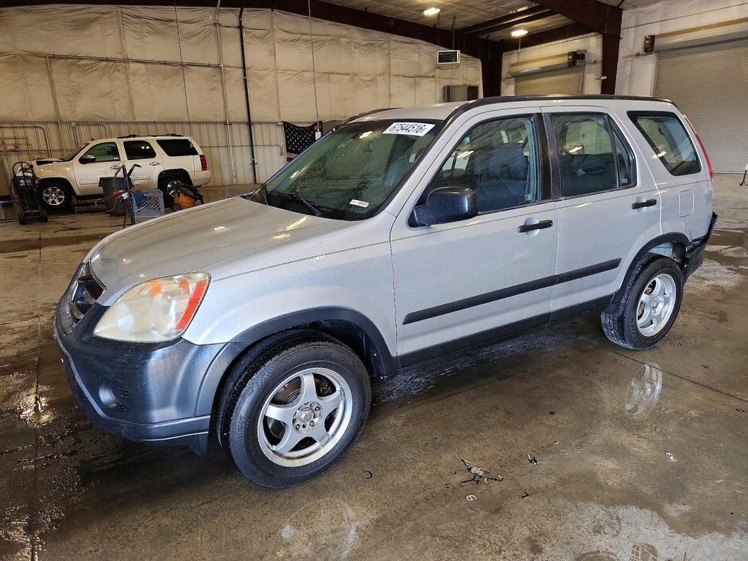 Vista de 2005 HONDA CR-V LX, ángulo 1