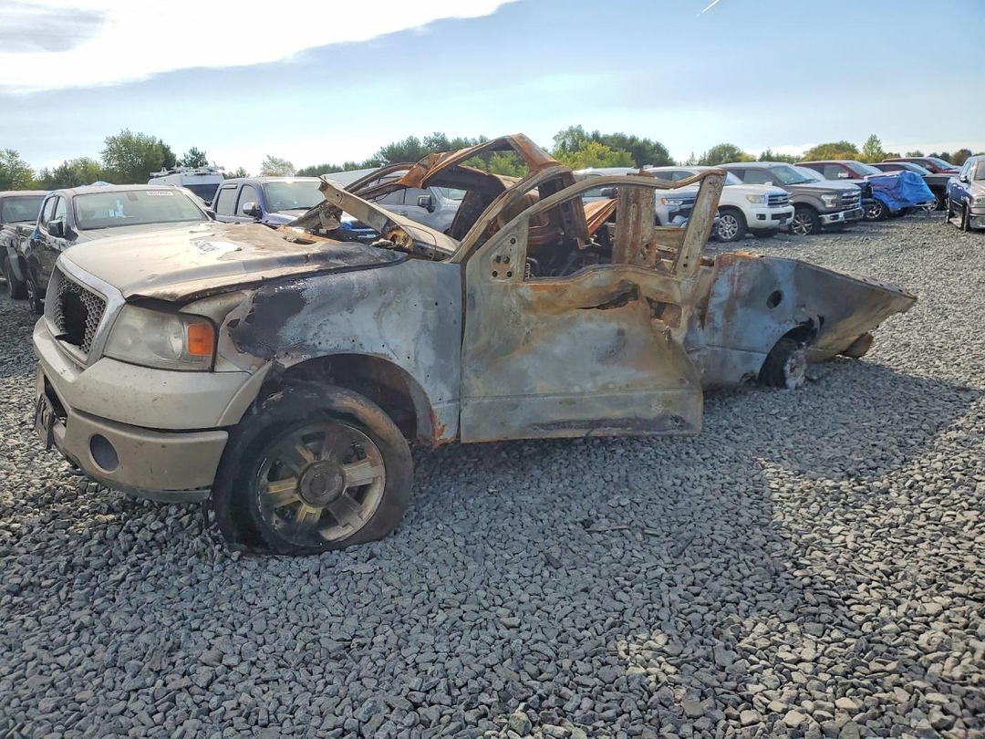 Vista de 2006 FORD F150, ángulo 1