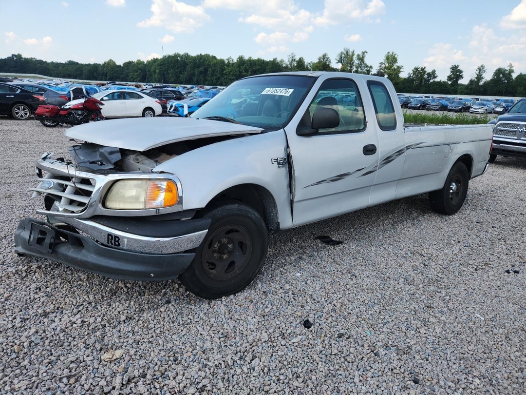 Vue de 1999 FORD F150, angle 1