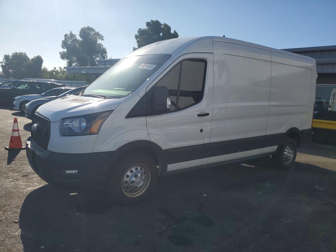 Vue de 2024 FORD TRANSIT T-250, angle 1