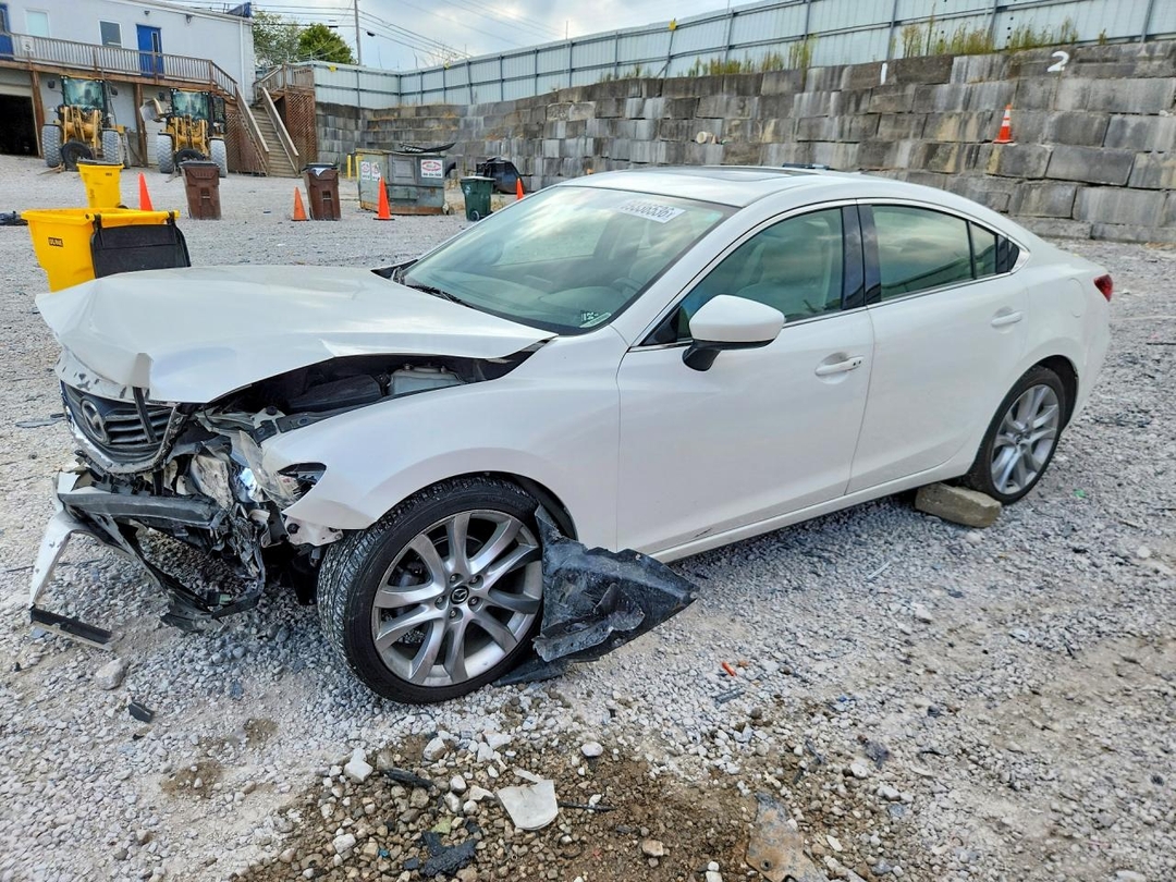 Vue de 2016 MAZDA 6 TOURING, angle 1