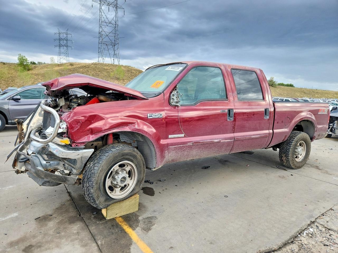 Vue de 2004 FORD F250 SUPER DUTY, angle 1