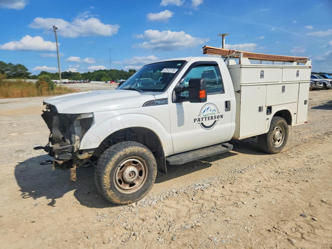 Vue de 2012 FORD F350 SUPER DUTY, angle 1