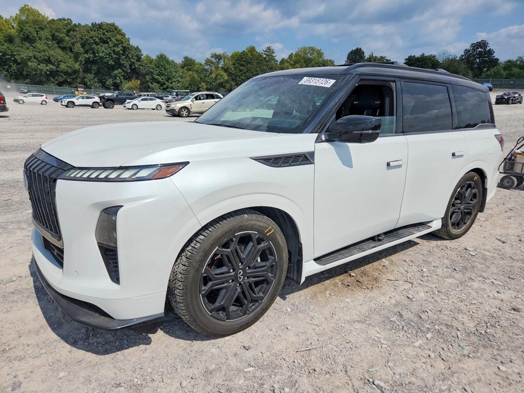 Вид 2026 INFINITI QX80 SPORT, угол 1