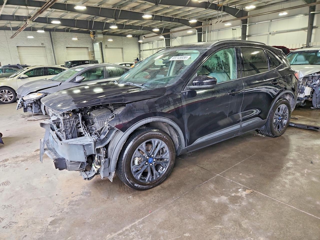 Вид 2020 FORD ESCAPE SEL, угол 1