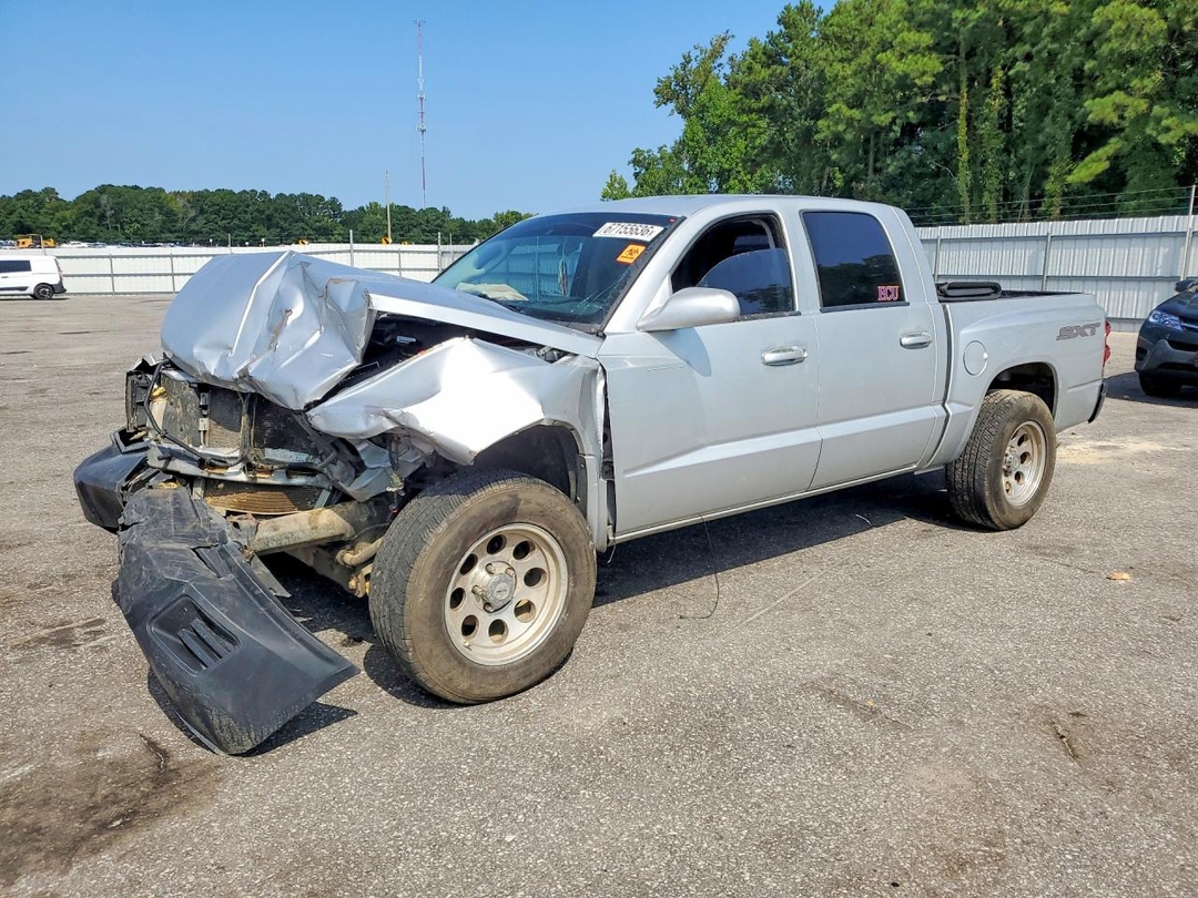 منظر 2008 DODGE DAKOTA SXT، زاوية 1