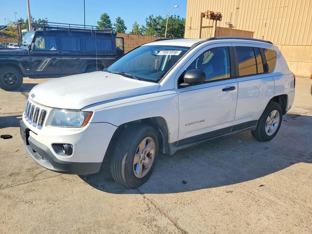 Вид 2017 JEEP COMPASS SPORT, угол 1