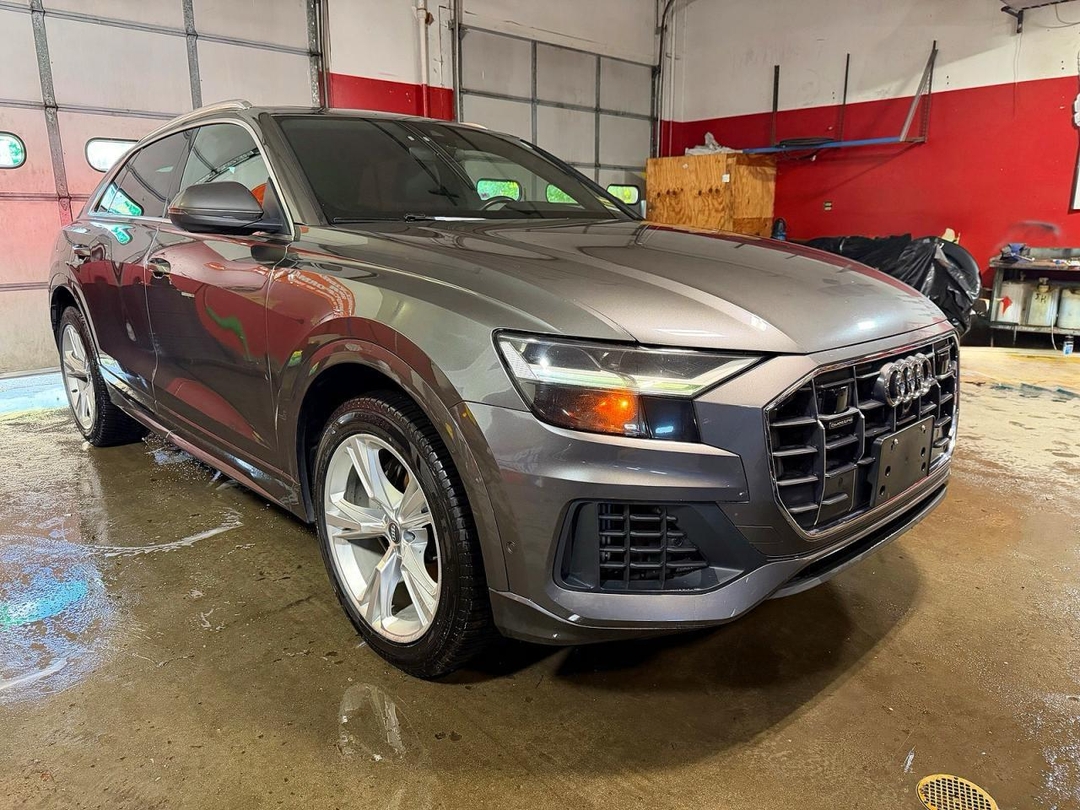 Vedere 2019 AUDI Q8 PREMIUM PLUS, unghi 1