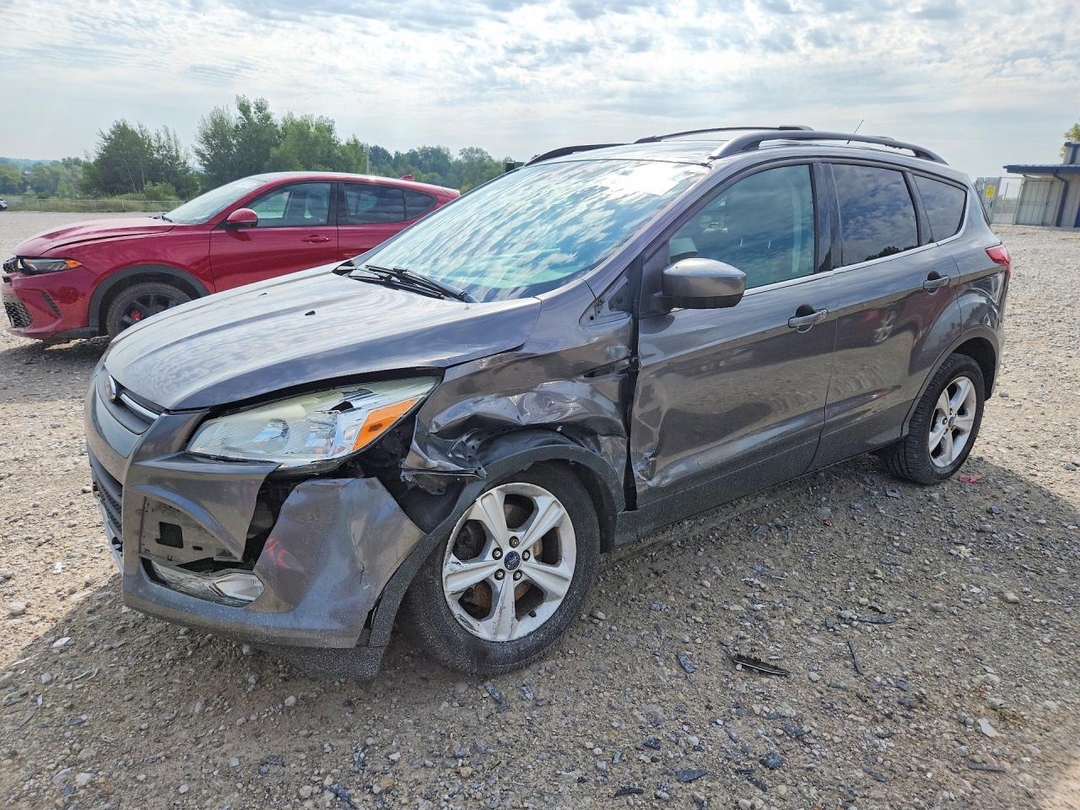 منظر 2013 FORD ESCAPE SE، زاوية 1