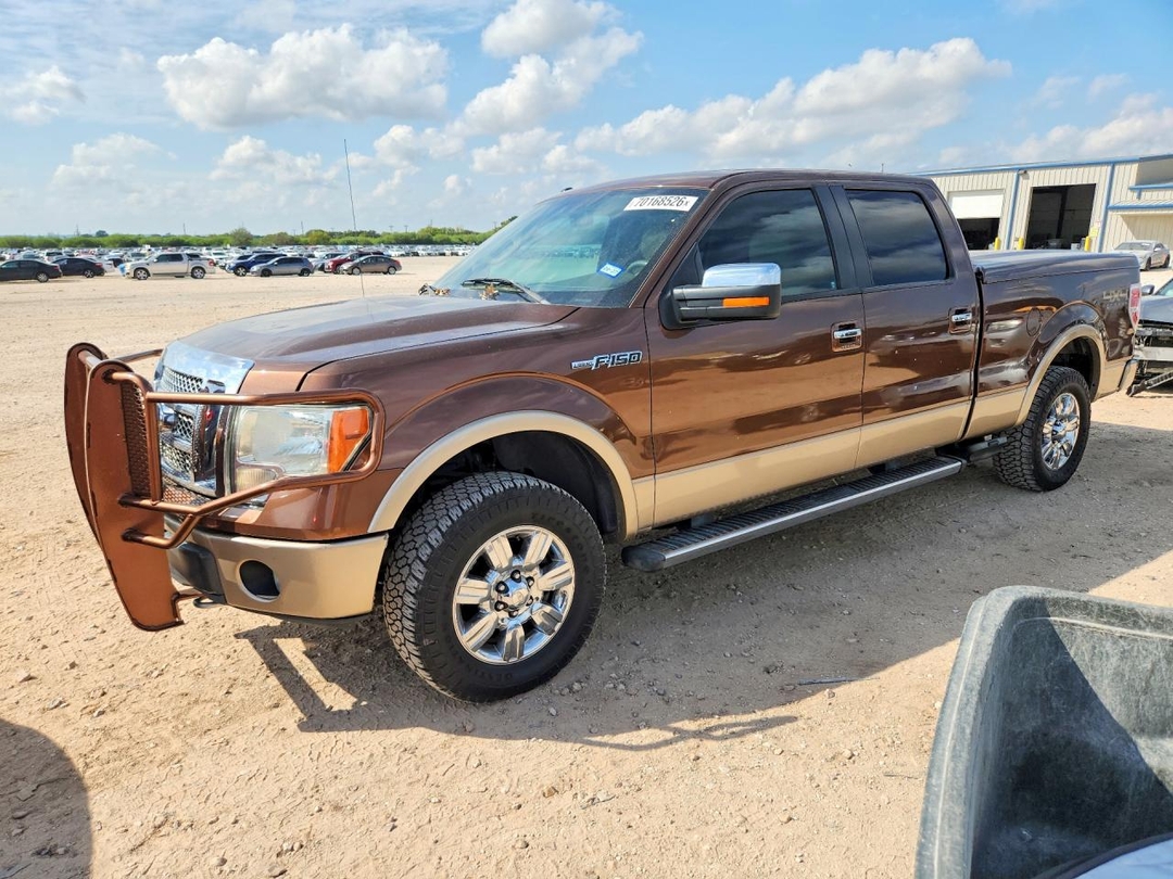 Vista de 2011 FORD F150 SUPERCREW, ángulo 1