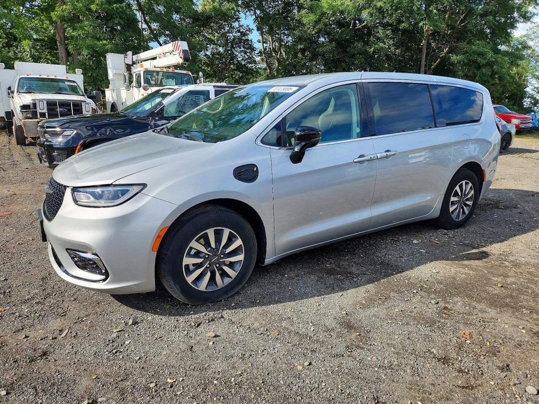 Вид 2024 CHRYSLER PACIFICA HYBRID SELECT, угол 1