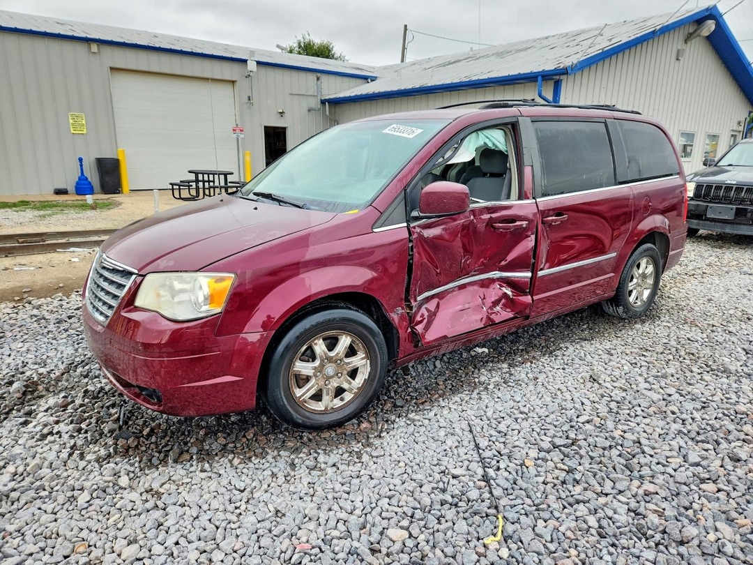 Vue de 2009 CHRYSLER TOWN &amp; COUNTRY TOURING, angle 1