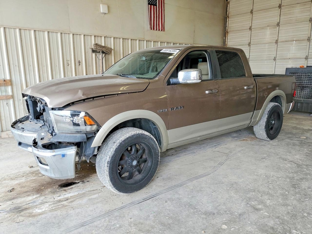 منظر 2010 DODGE RAM 1500، زاوية 1