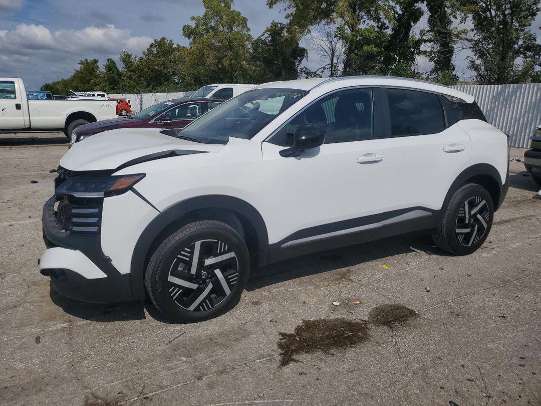 منظر 2026 NISSAN KICKS SV، زاوية 1