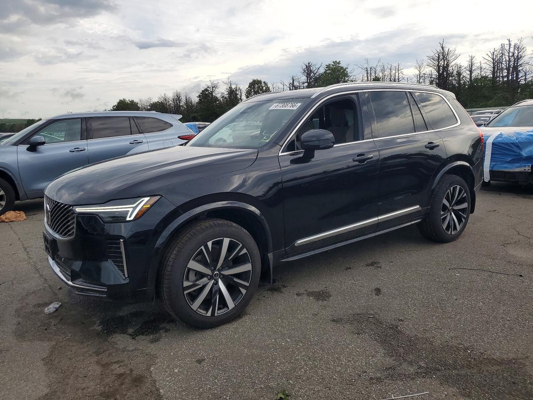 منظر 2026 VOLVO XC90 CORE، زاوية 1