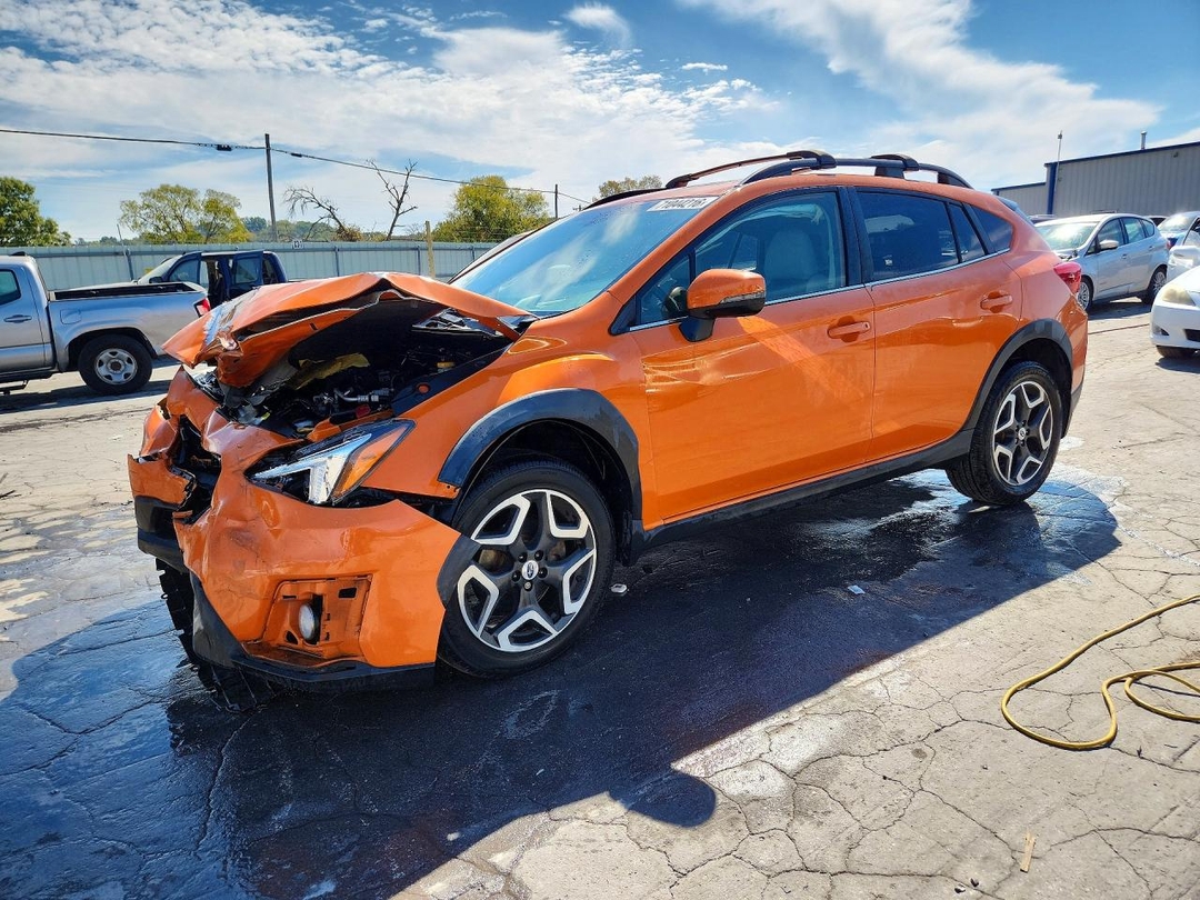 منظر 2018 SUBARU CROSSTREK LIMITED، زاوية 1