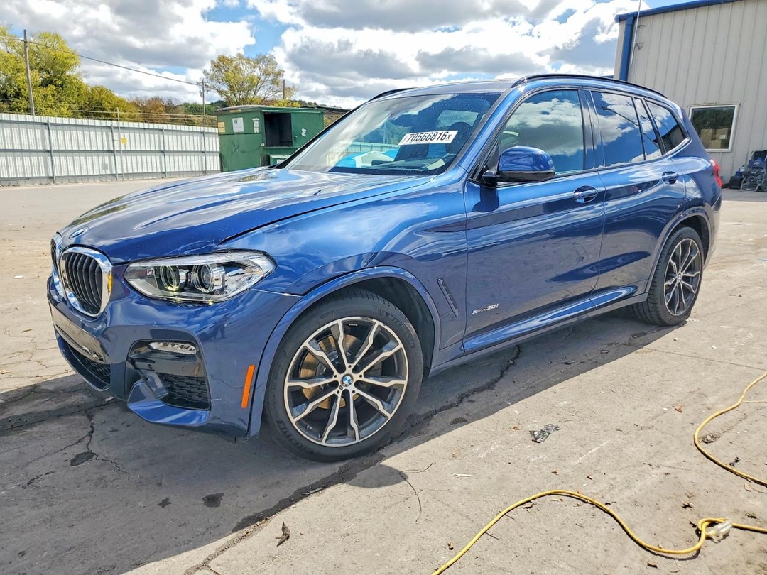 Vue de 2018 BMW X3 XDRIVE30I, angle 1