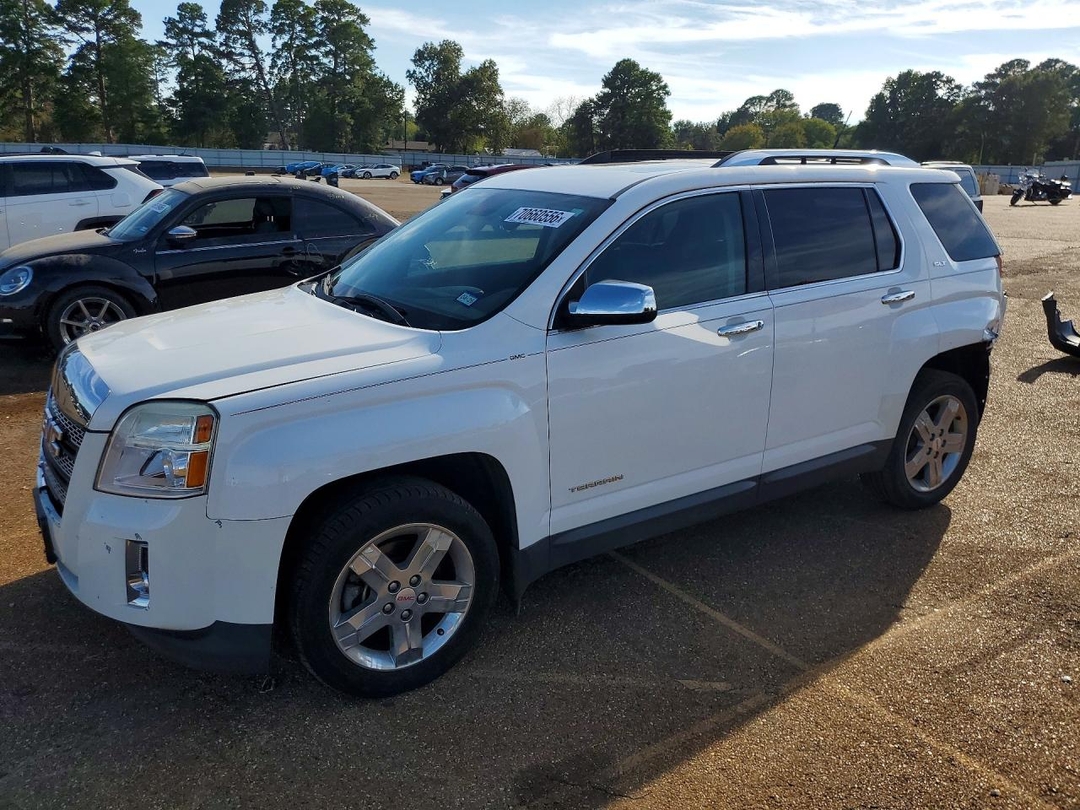 Vue de 2012 GMC TERRAIN SLT, angle 1
