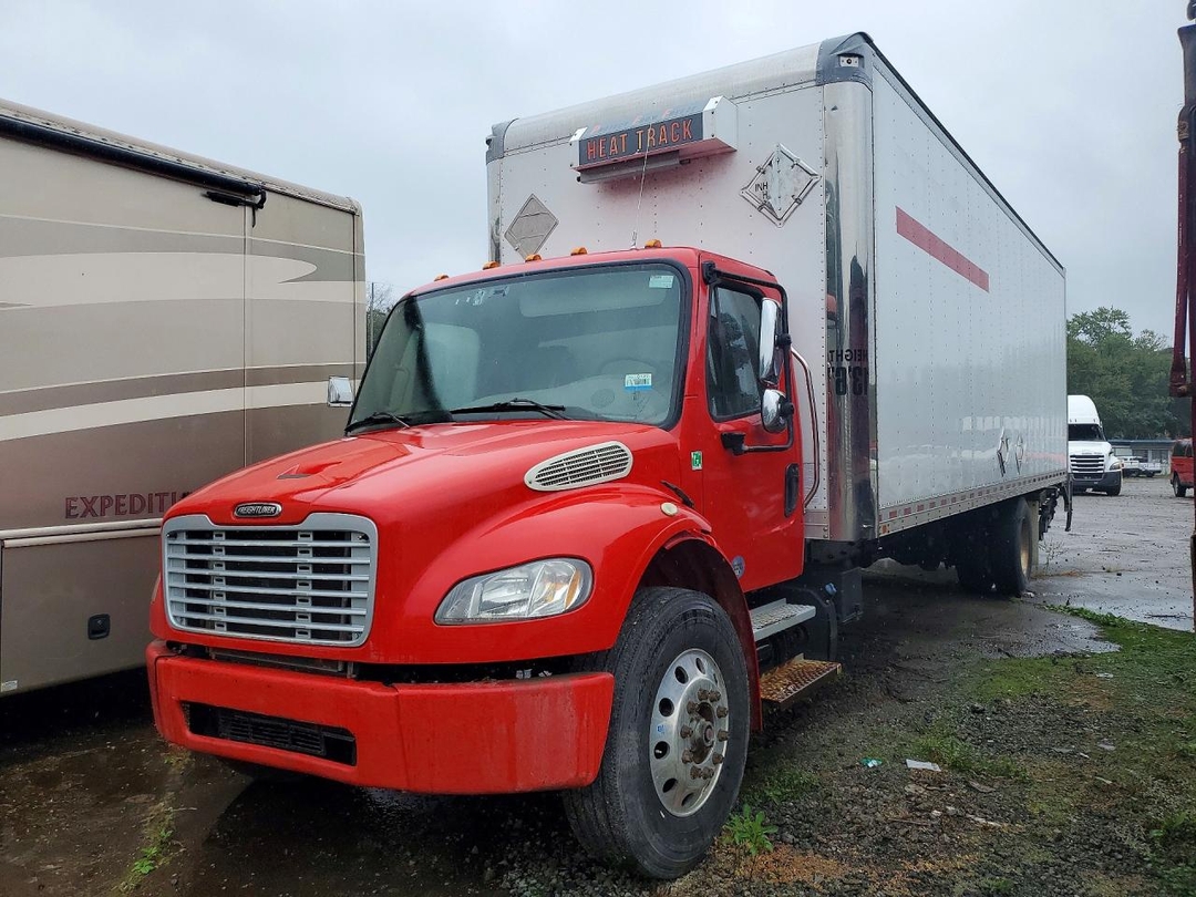 منظر 2019 FREIGHTLINER BUSINESS CLASS M2 BOX TRUCK، زاوية 1