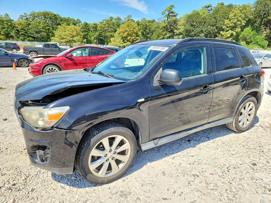 Vedere 2014 MITSUBISHI OUTLANDER SPORT SE, unghi 1