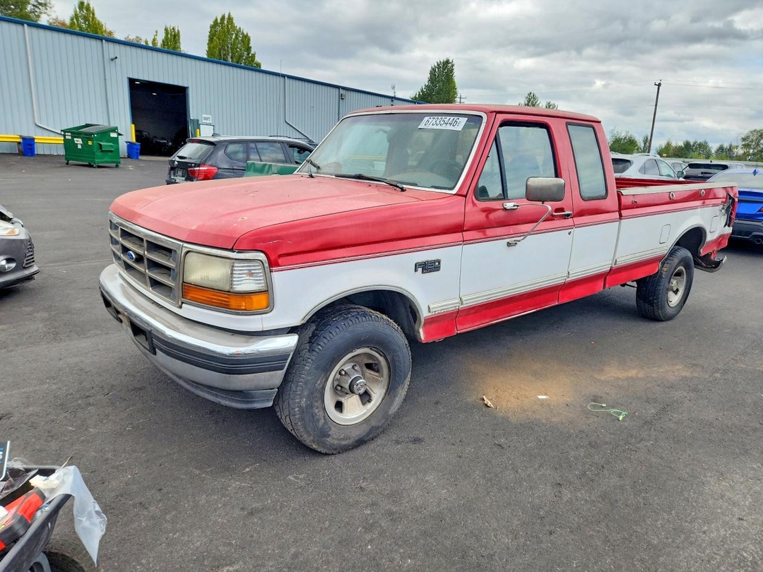 Vista de 1996 FORD F150, ángulo 1