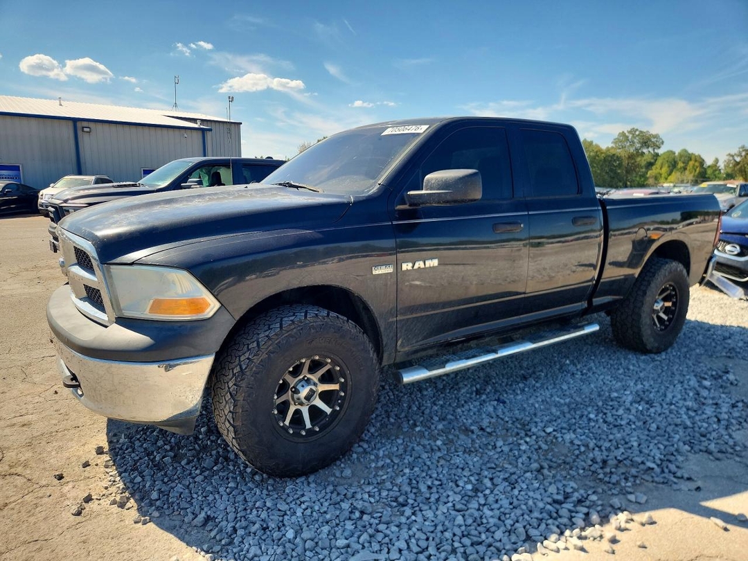 Vista de 2010 DODGE RAM 1500, ángulo 1