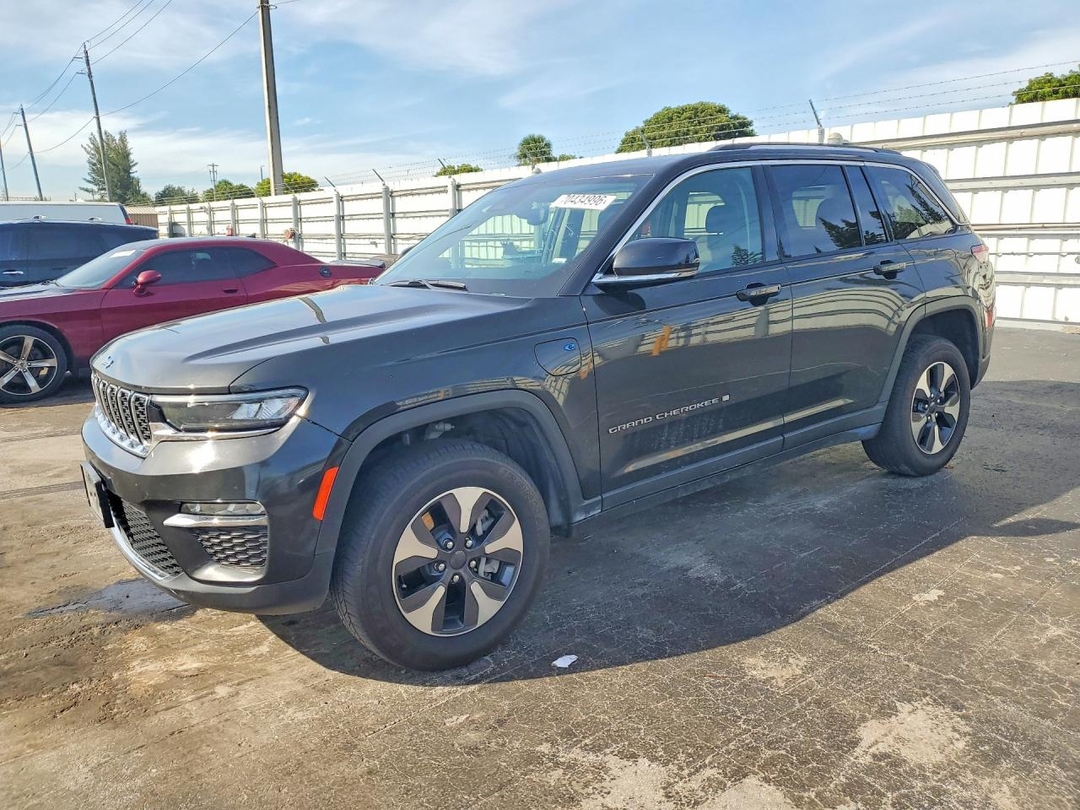 Vue de 2024 JEEP GRAND CHEROKEE LIMITED 4XE, angle 1