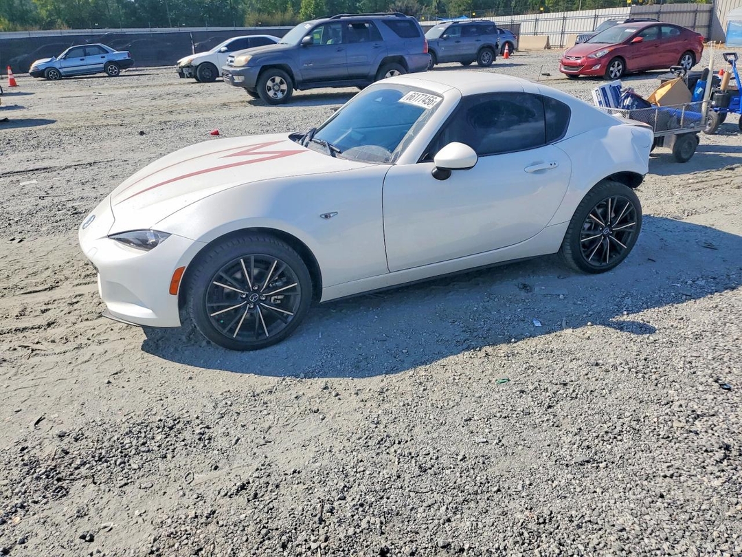 Vue de 2025 MAZDA MX-5 MIATA GRAND TOURING, angle 1