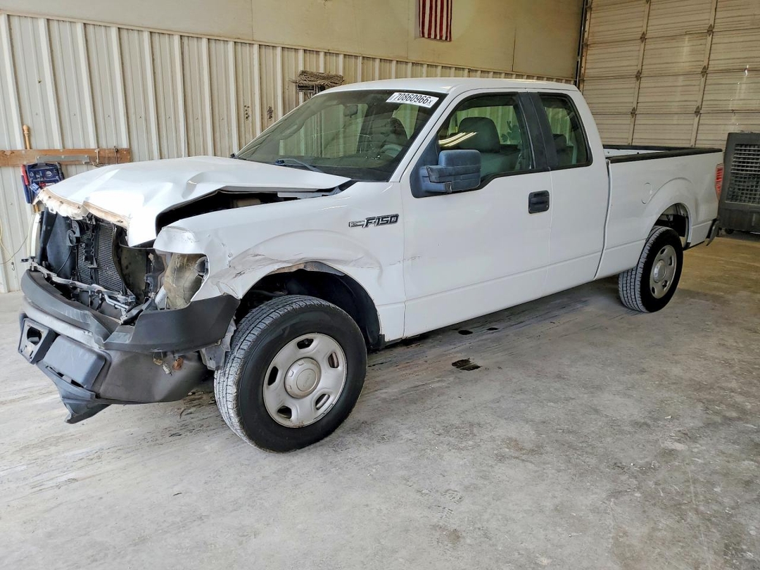 Vue de 2009 FORD F150 SUPER CAB, angle 1