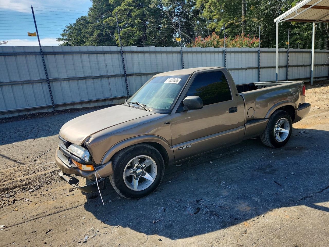 Вид 2002 CHEVROLET S TRUCK S10, угол 1