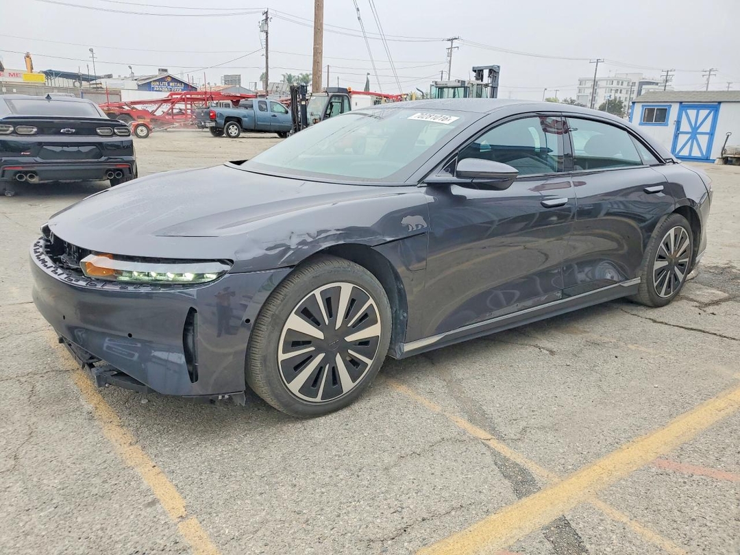 Vue de 2023 LUCID MOTORS AIR PURE, angle 1