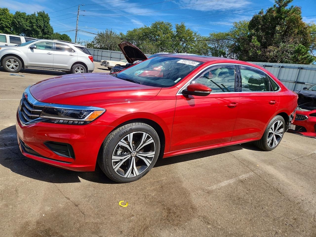 Vue de 2021 VOLKSWAGEN PASSAT SE, angle 1